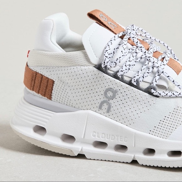 ON Running Cloudnova Women Shoes Size 8.5 White Pearl - Picture 5 of 12